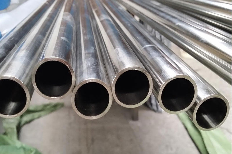 Seamless steel pipe